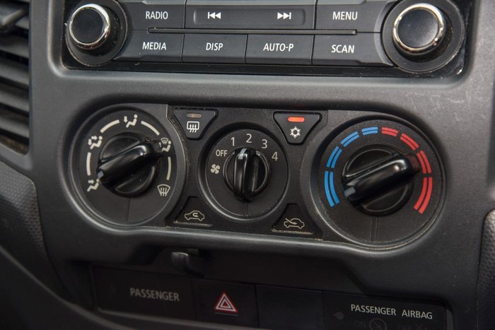 2016 Mitsubishi Triton GLX