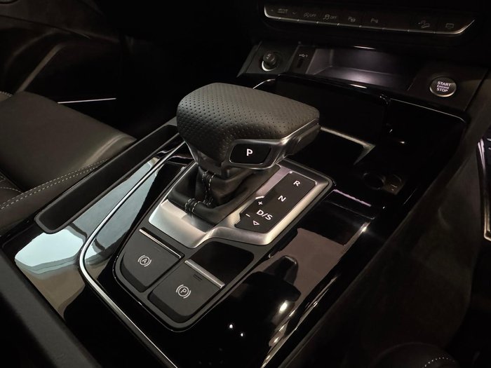 2024 Audi Q5 45 TFSI S line FY MY24 4X4 On Demand Florett Silver