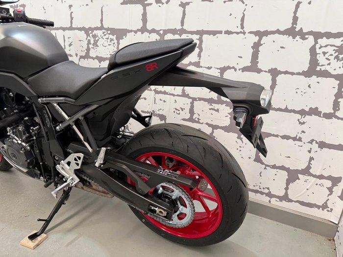 2025 Suzuki GSX-8R GSX-R Black