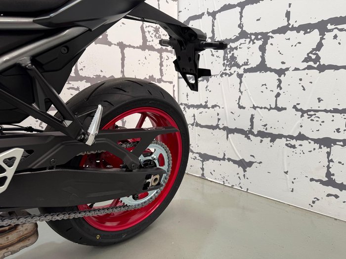 2025 Suzuki GSX-8R GSX-R Black