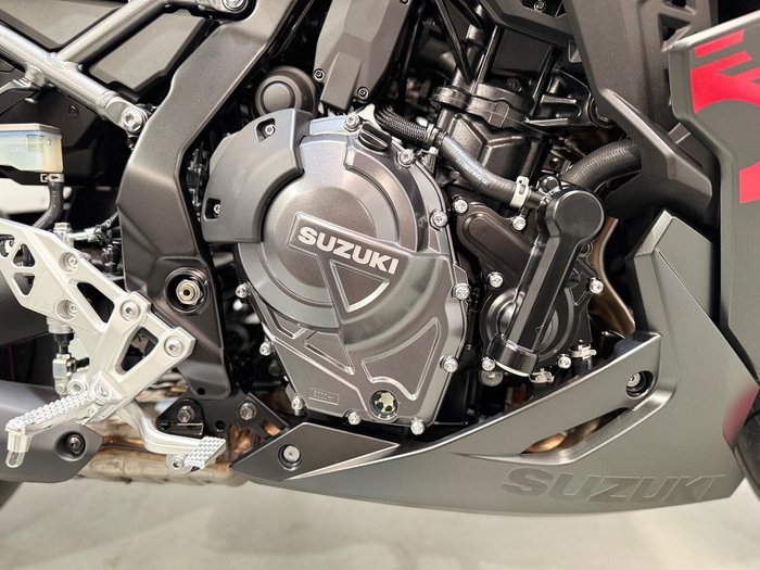 2025 Suzuki GSX-8R GSX-R Black