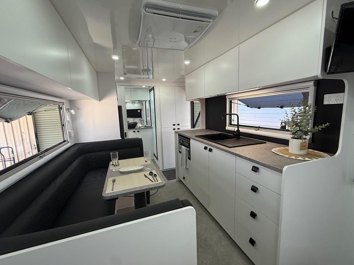 2025 Vivid Caravans Voyager
