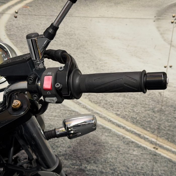 2013 Yamaha XJR1300 Black