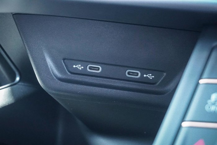 2025 CUPRA Terramar V