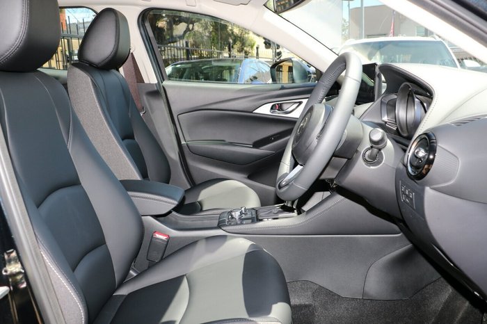 2025 Mazda CX-3 G20 Evolve