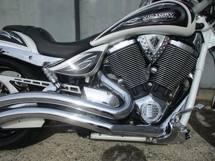 2013 VICTORY JACKPOT WHITE