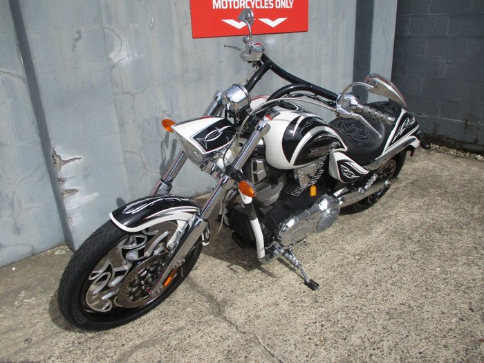 2013 VICTORY JACKPOT WHITE