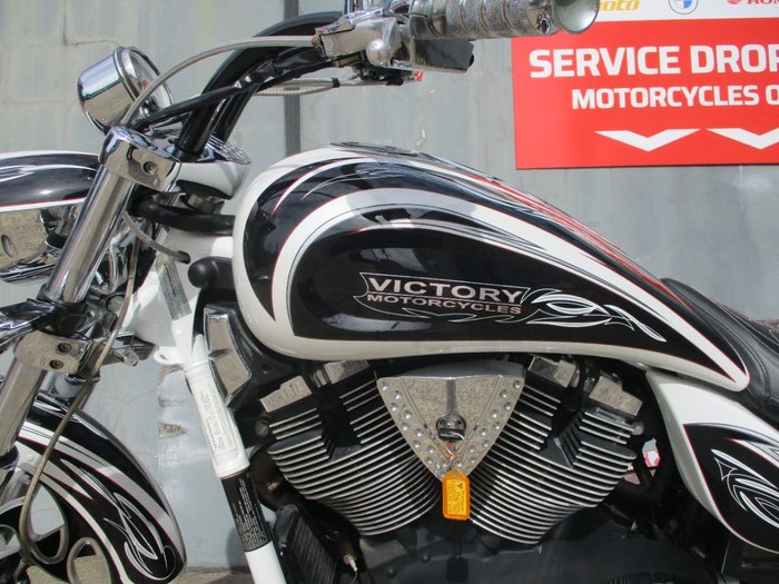 2013 VICTORY JACKPOT WHITE