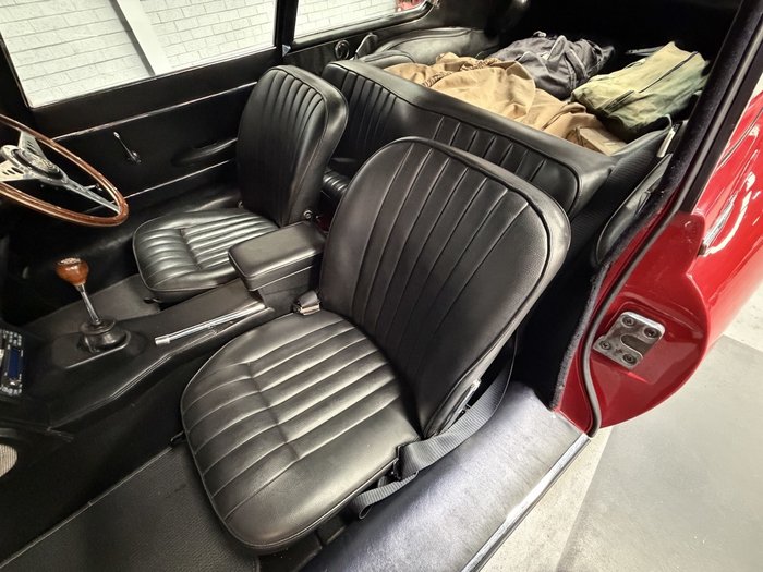 1966 Jaguar E-Type 2+2