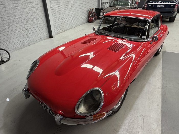 1966 Jaguar E-Type 2+2