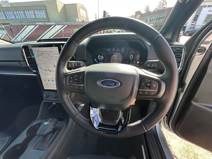 2025 Ford Everest Platinum