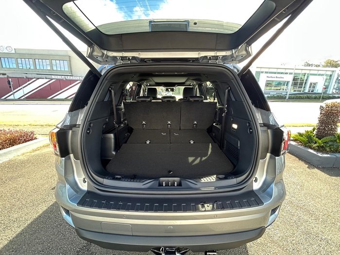 2025 Ford Everest Platinum