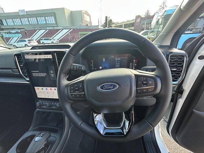 2025 Ford Everest Platinum