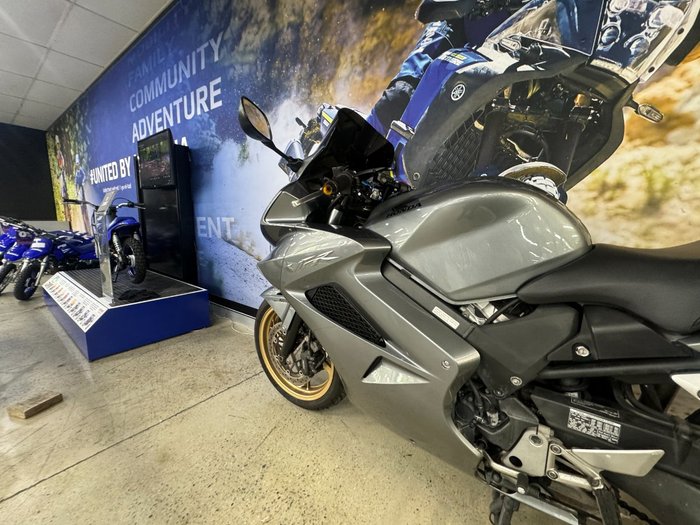 2009 Honda VFR800F (VFR800Fi) SILVER