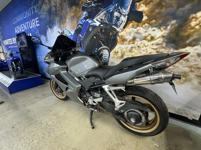 2009 Honda VFR800F (VFR800Fi) SILVER