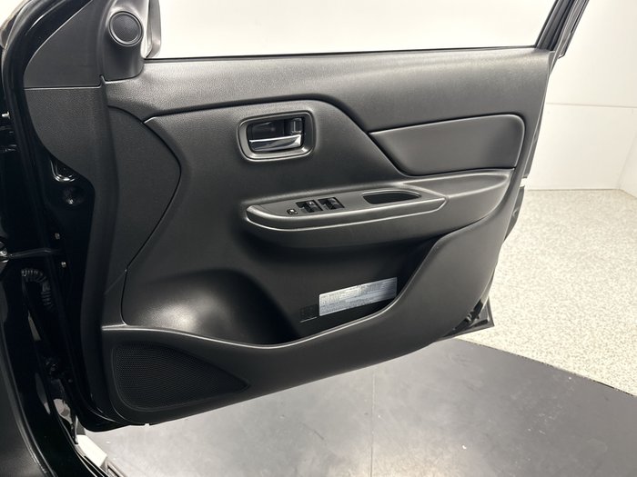 2021 Mitsubishi Triton GLX+