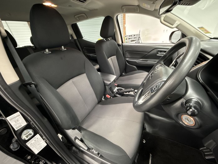 2021 Mitsubishi Triton GLX+