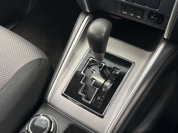 2021 Mitsubishi Triton GLX+