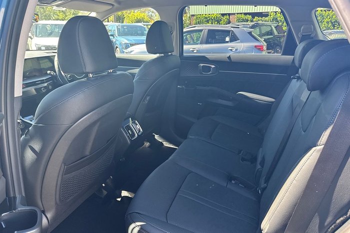 2025 Kia Sorento Sport