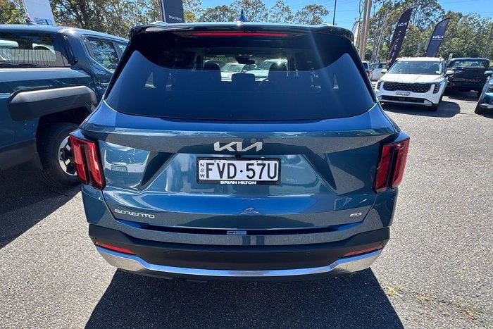 2025 Kia Sorento Sport