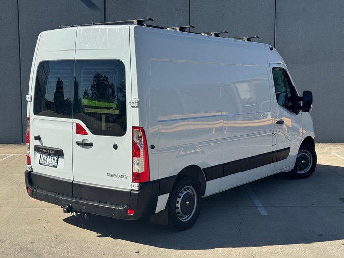 2016 Renault Master X62 Glacier White