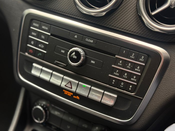 2018 Mercedes-Benz GLA-Class GLA180