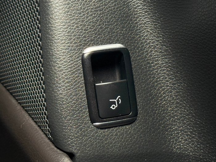 2018 Mercedes-Benz GLA-Class GLA180