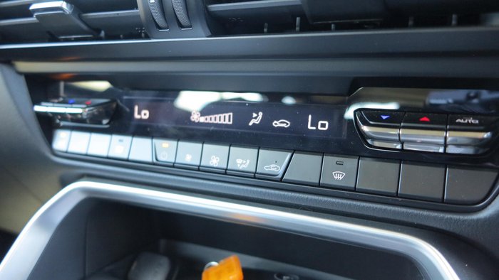 2025 Mazda CX-60 G40e Evolve KH Series AWD Sonic Silver