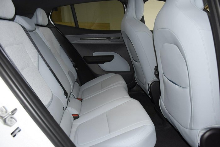 2024 Volvo EX30 Single Motor Extended Range Ultra MY24 Crystal White