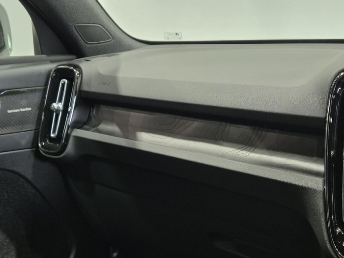 2024 Volvo XC40 Recharge Twin Pure Electric