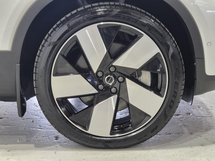 2024 Volvo XC40 Recharge Twin Pure Electric