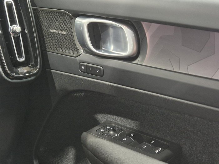 2024 Volvo XC40 Recharge Twin Pure Electric