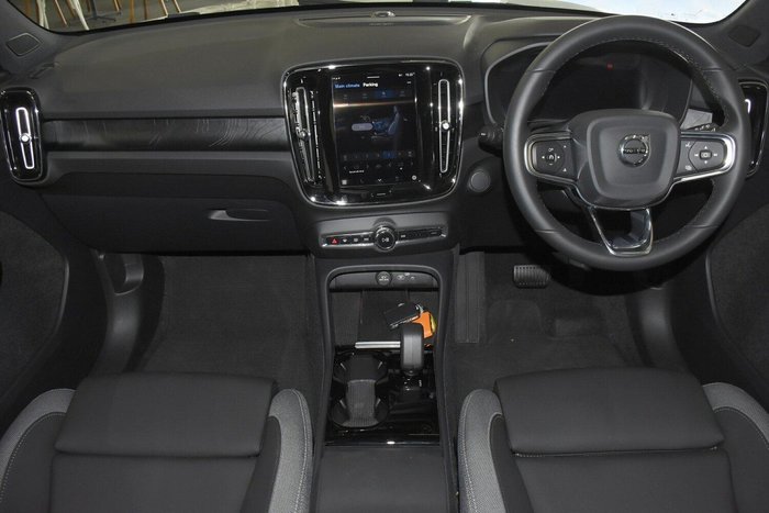 2024 Volvo XC40 Recharge Twin Pure Electric MY24 AWD Crystal White