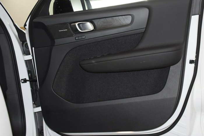 2024 Volvo XC40 Recharge Twin Pure Electric MY24 AWD Crystal White