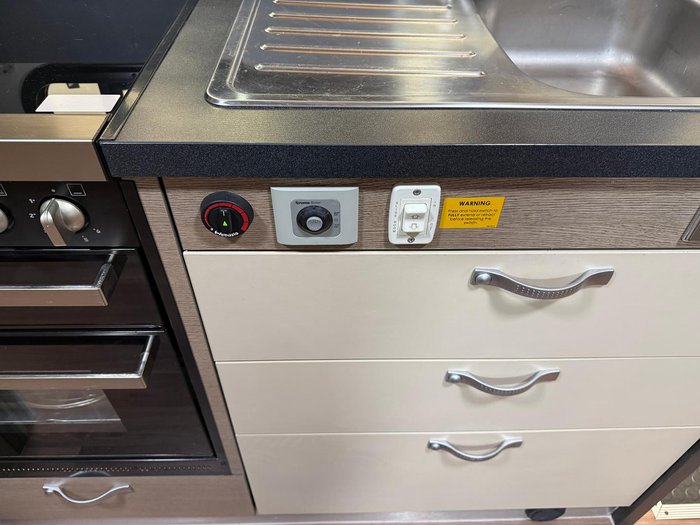 2015 Avida Esperance