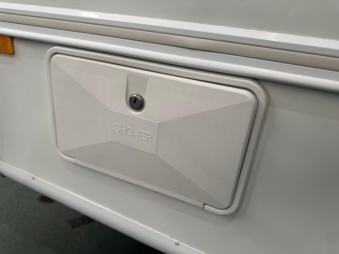 2015 Avida Esperance