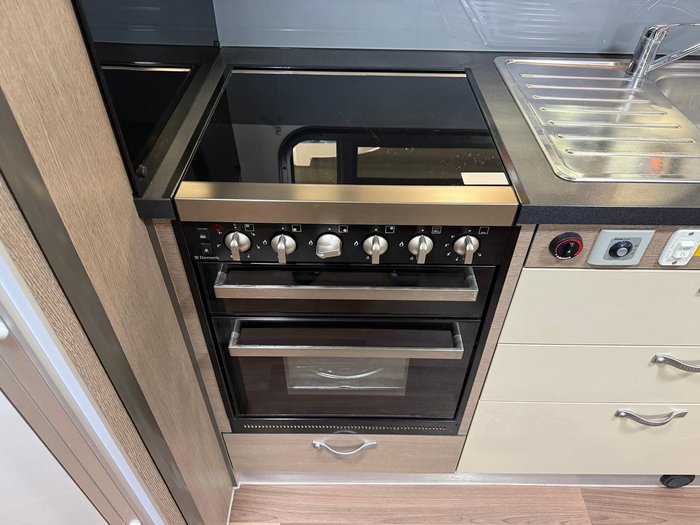 2015 Avida Esperance