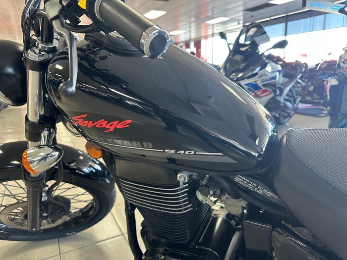 2017 Suzuki Boulevard S40 (LS650) Boulevard Black