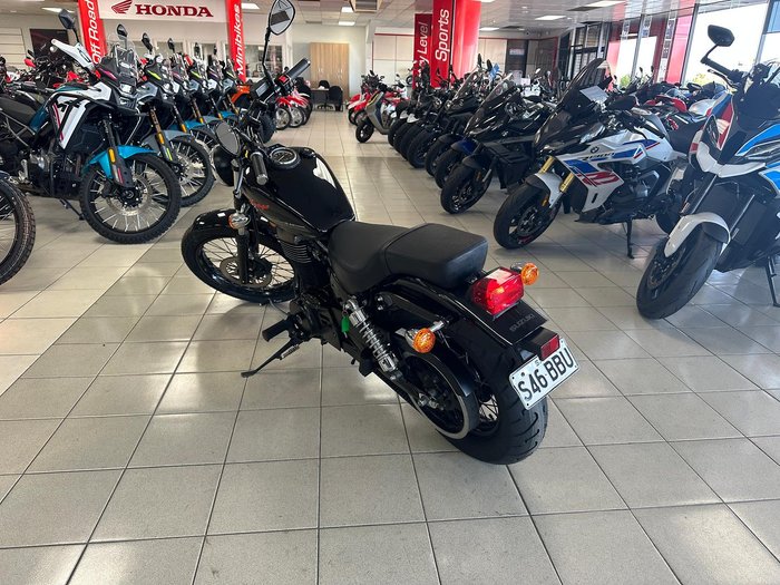 2017 Suzuki Boulevard S40 (LS650) Boulevard Black