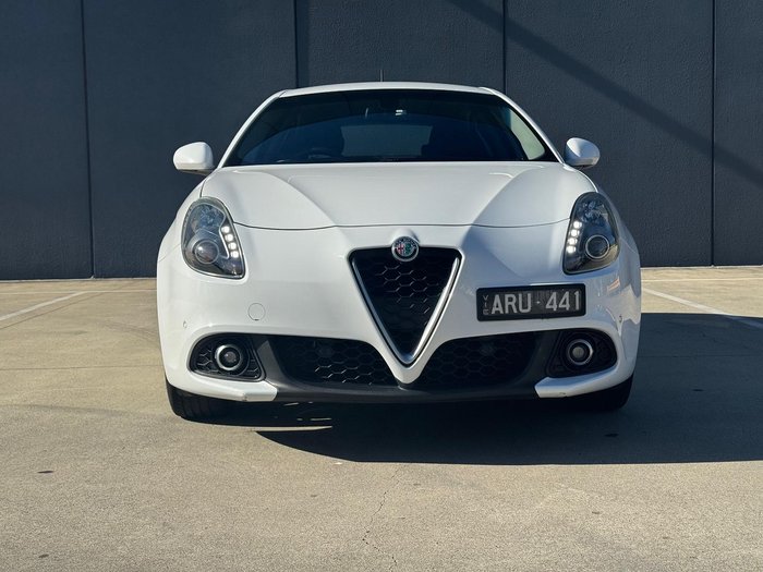 2017 Alfa Romeo Giulietta Super Series 2 White