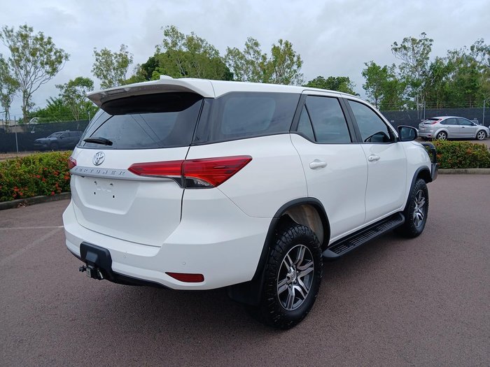 2022 Toyota Fortuner GX
