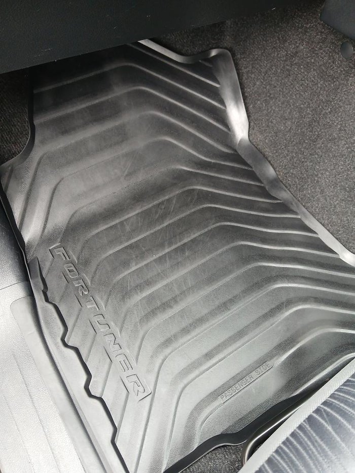 2022 Toyota Fortuner GX