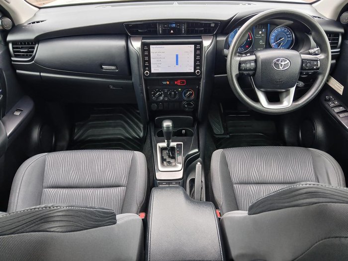 2022 Toyota Fortuner GX