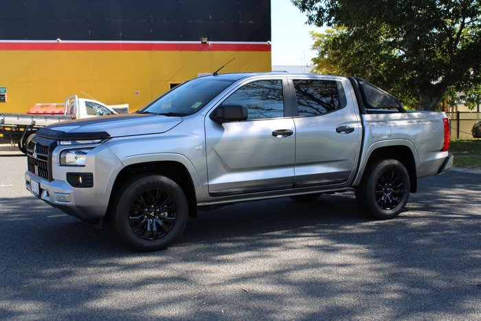 2025 Mitsubishi Triton GLX-R