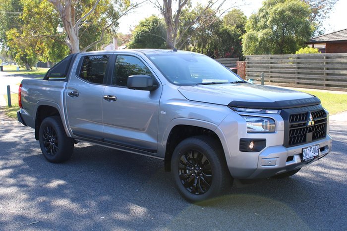 2025 Mitsubishi Triton GLX-R