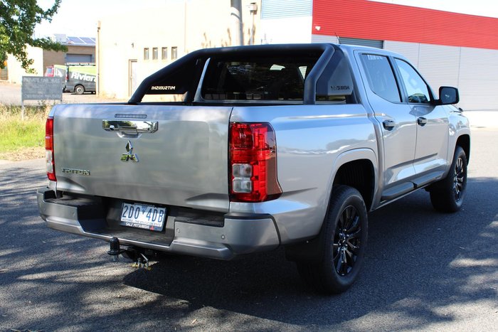 2025 Mitsubishi Triton GLX-R