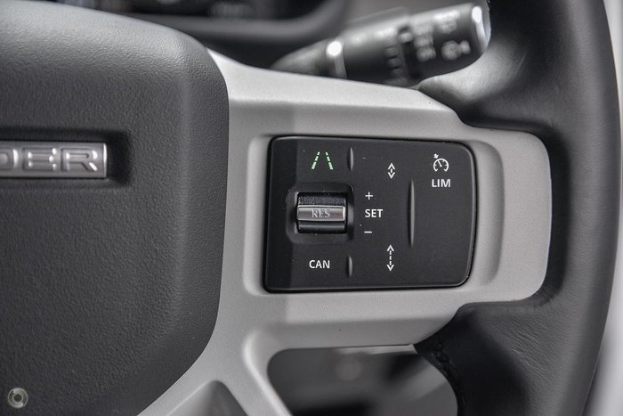 2024 Land Rover Defender 110 P400e X-Dynamic HSE