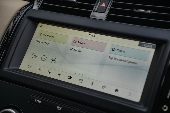 2020 Land Rover Discovery SD6 SE