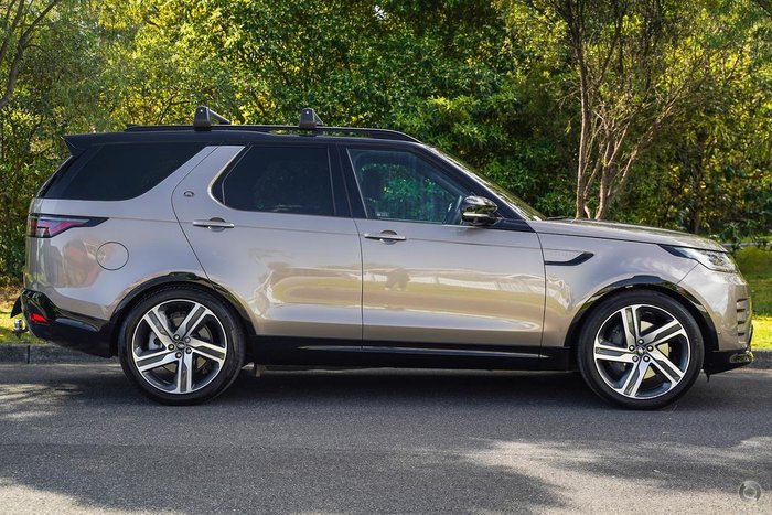 2023 Land Rover Discovery P360 Dynamic HSE