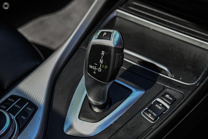 2018 BMW 1 Series 118i Sport Line